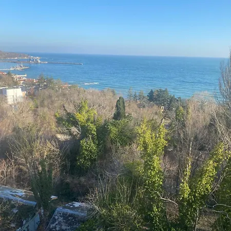 Queen's Garden * Balchik