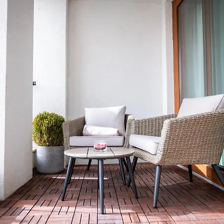 Queen's Garden Apartment Baltschik